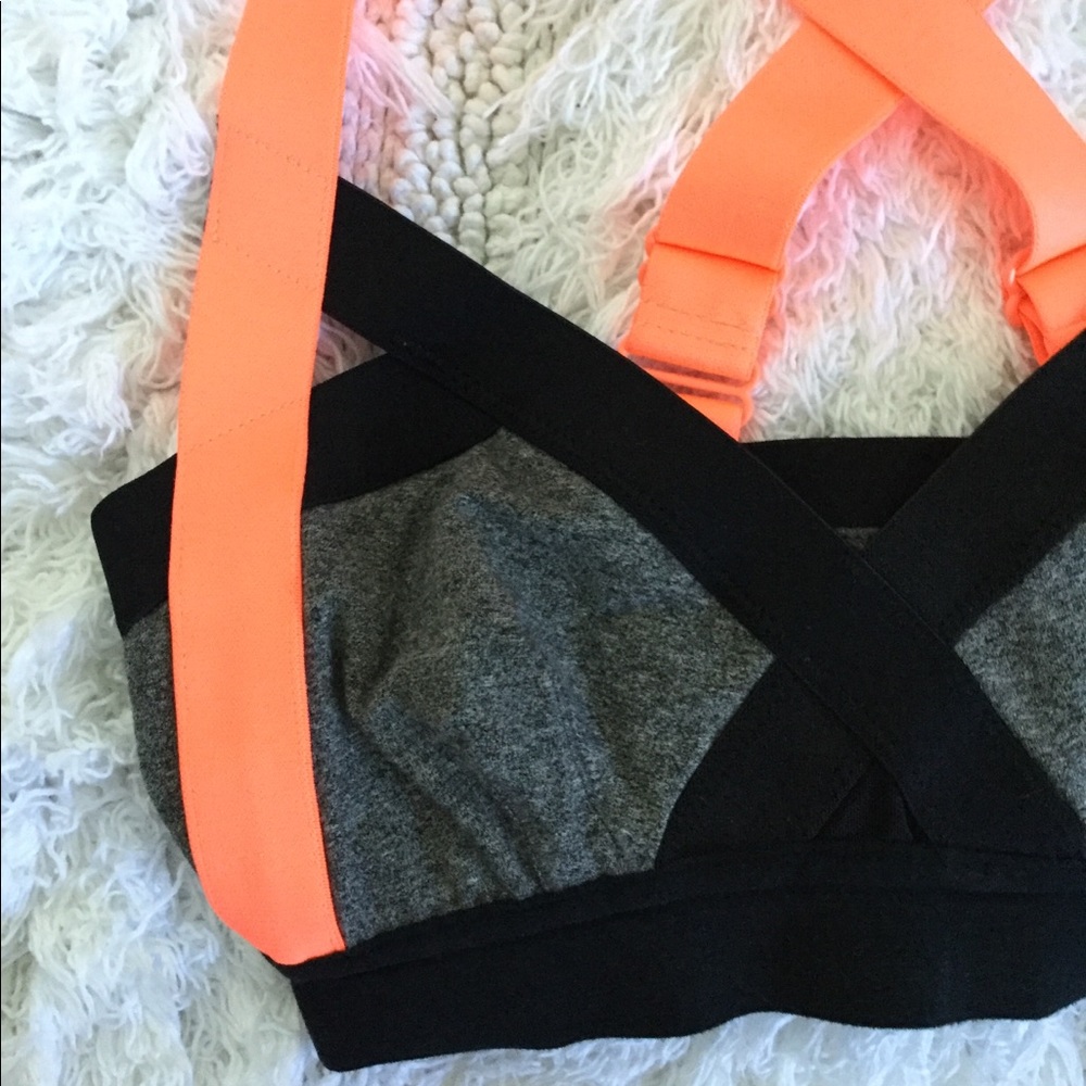 COMMUNITY Rasa Sports Bra - Picture 2 of 6